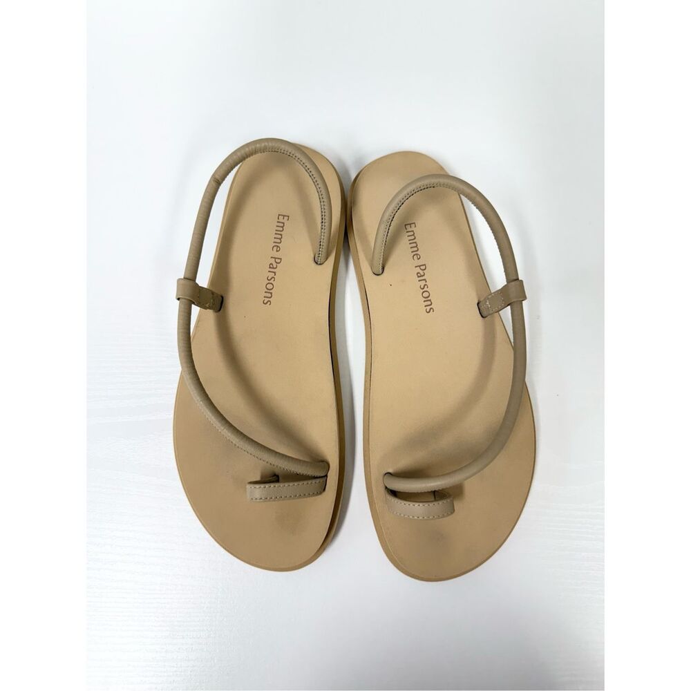 Emme Parsons Women's Tan Minimalist Toe-Ring Sandals